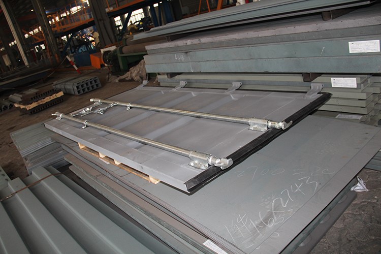 Shipping-Container-Door-05 Shipping-Container-Door-05